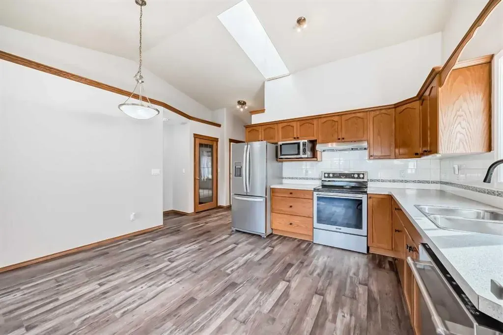113 Whispering Way