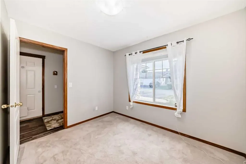 113 Whispering Way
