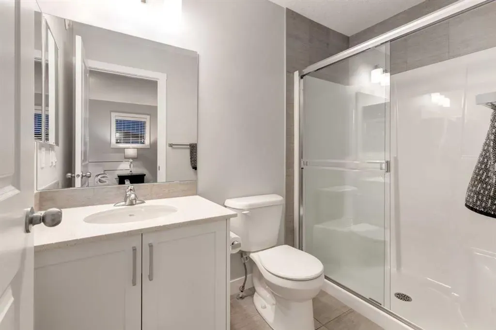 1136 MIDTOWN Lane SW