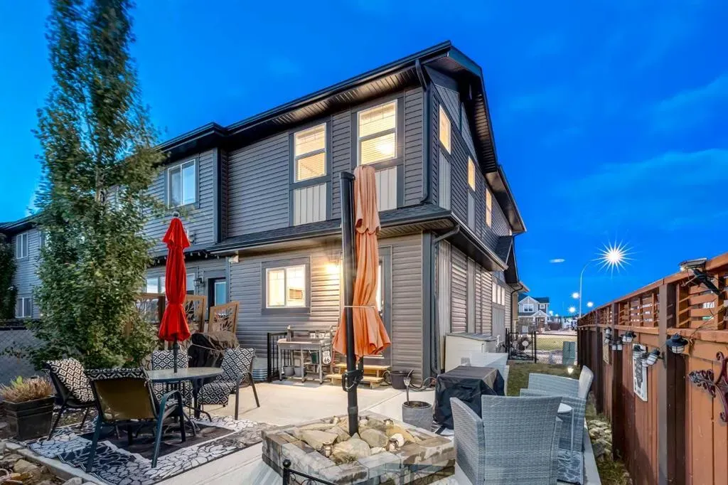 1136 MIDTOWN Lane SW