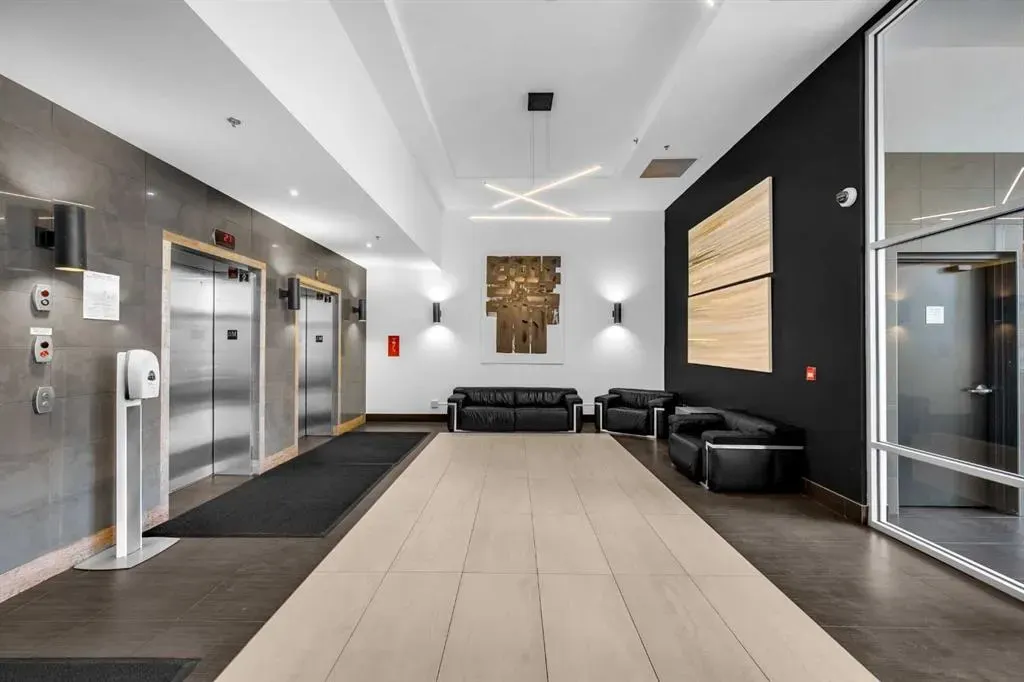 210 15 Avenue SE, #2307