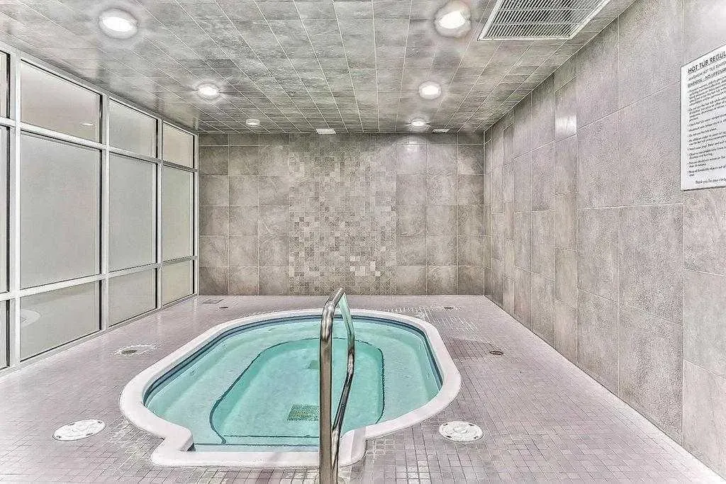 210 15 Avenue SE, #2307