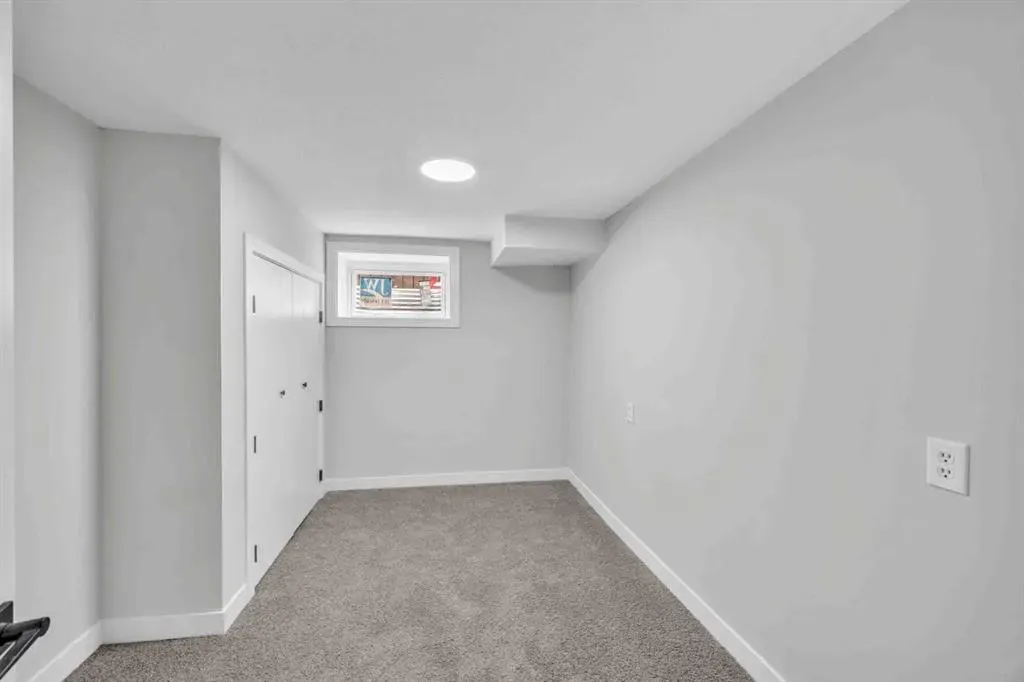 124 Templeridge Close NE