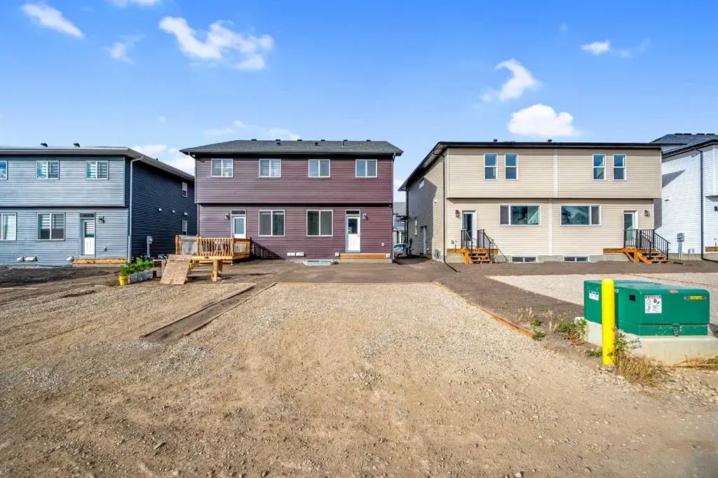 61 Savanna Place NE