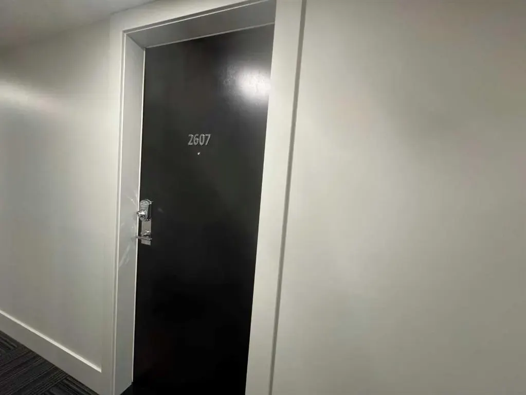 1111 10 Street SW, #2607