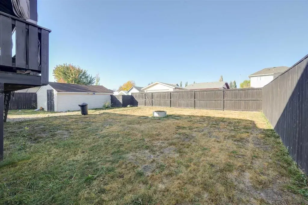 44 Parkside Crescent