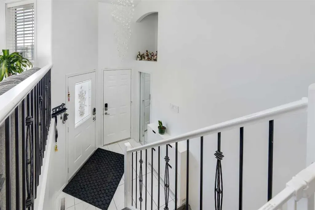 44 Parkside Crescent