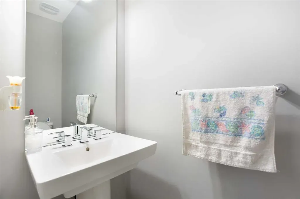 158 Osborne Common SW