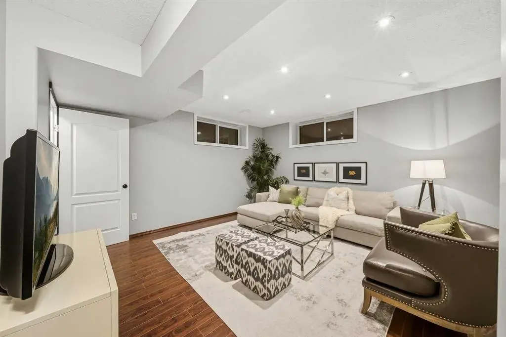 668 Lancaster Drive