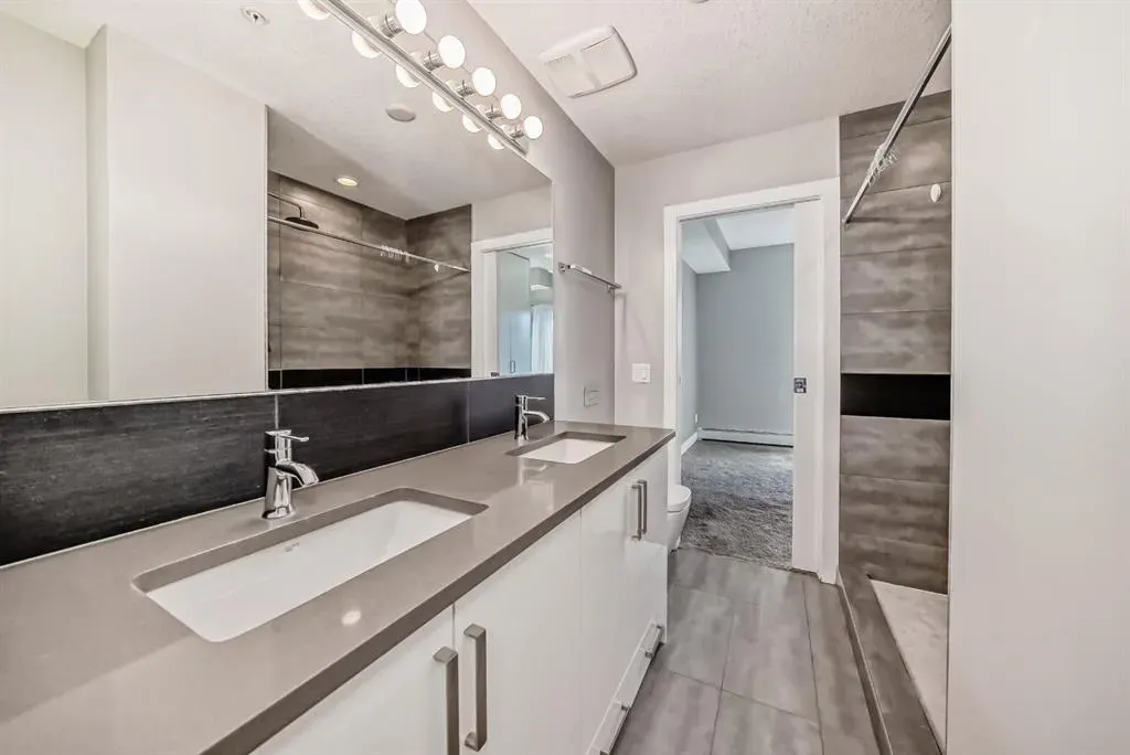 1521 26 Avenue SW, #206