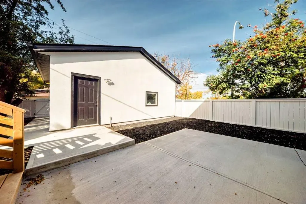 1 Cherovan Drive SW