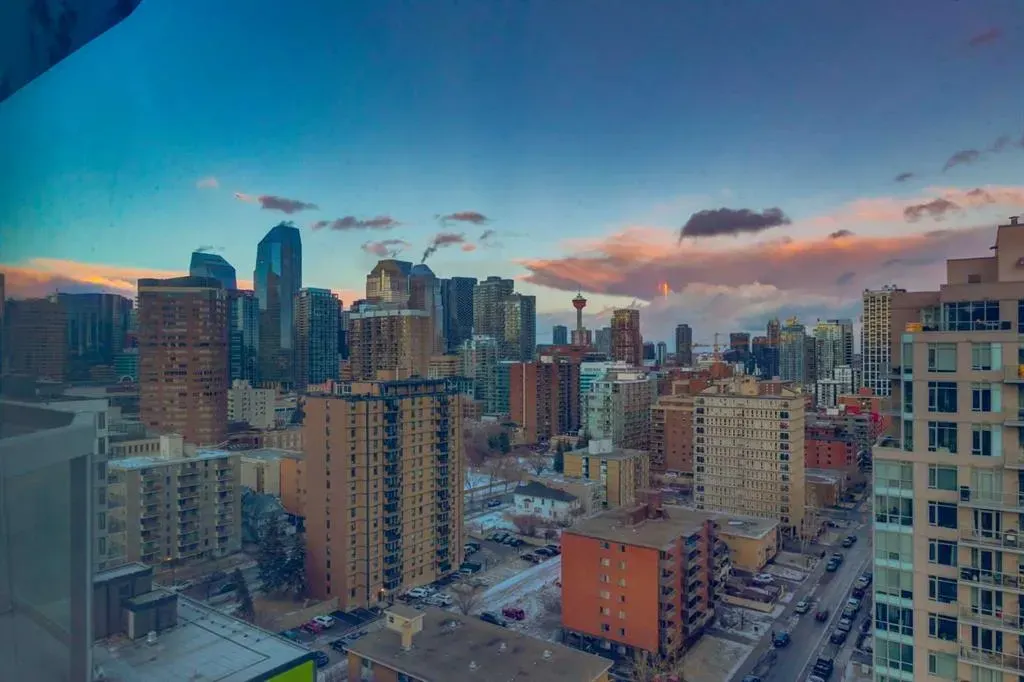 817 15 Avenue SW, #1700