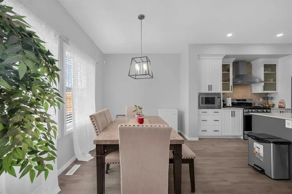 220 Cornerstone Grove NE
