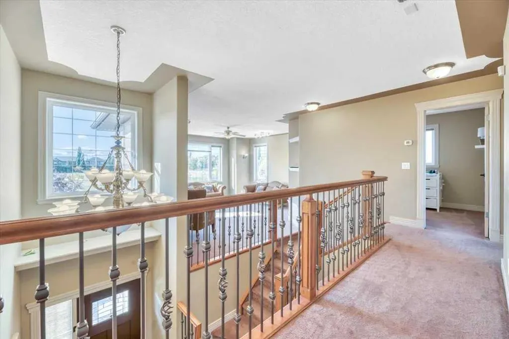 89 Springborough Boulevard SW