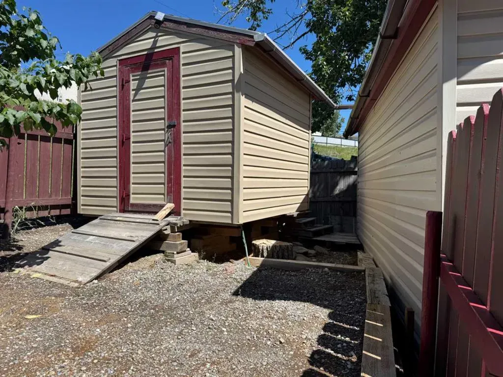 1229 Waterton Avenue, #6
