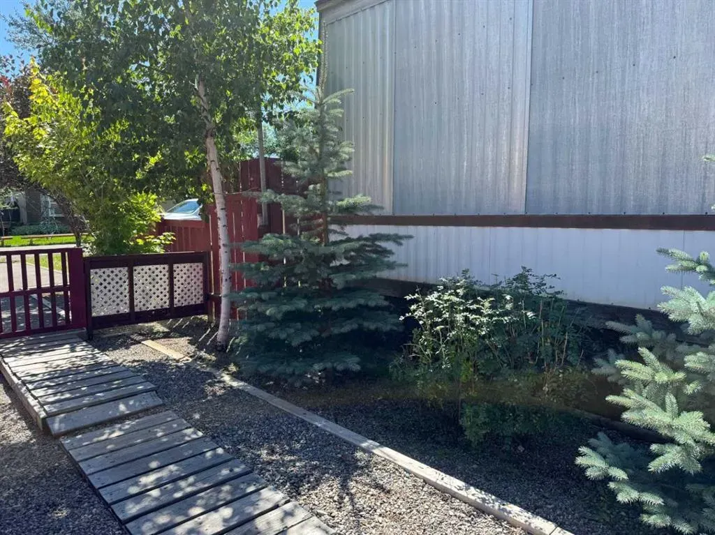 1229 Waterton Avenue, #6