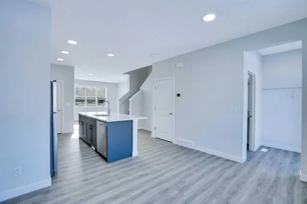 239 Savoy Landing SE