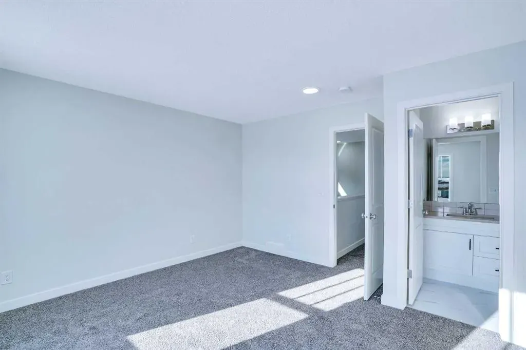 239 Savoy Landing SE