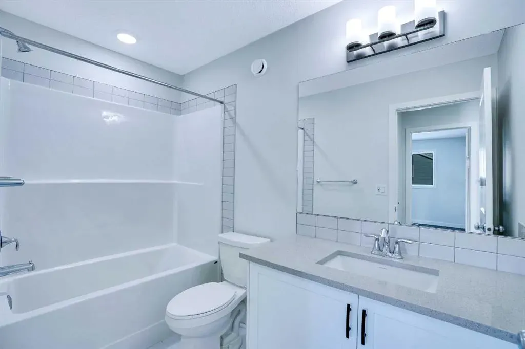 239 Savoy Landing SE