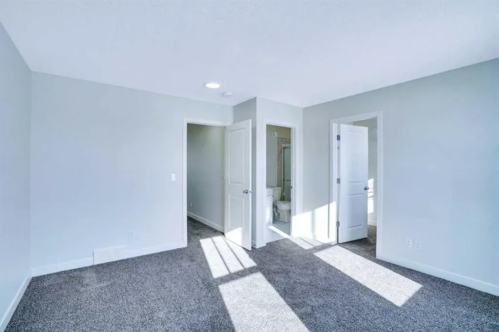 239 Savoy Landing SE