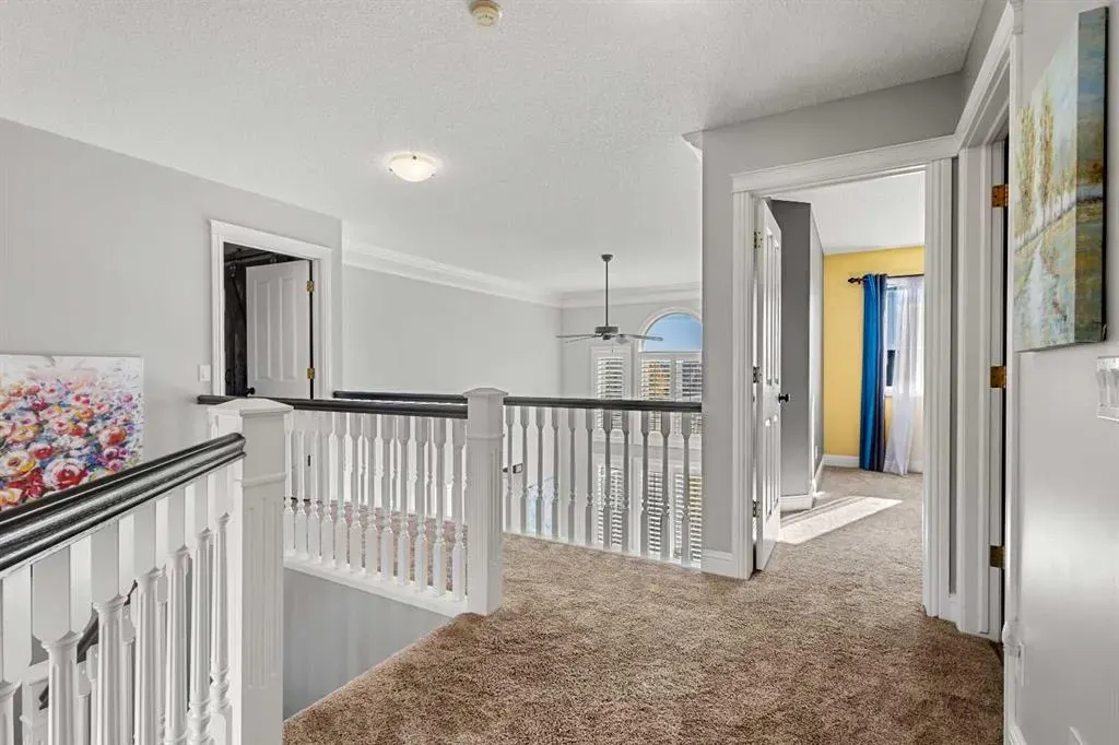 52 Canoe Road SW