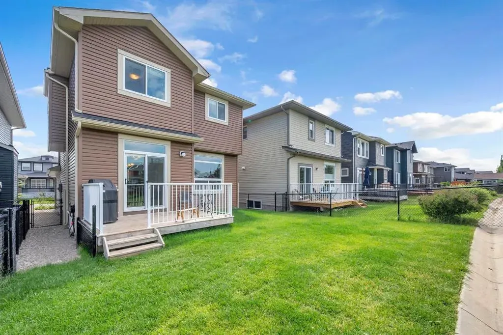 185 Evanspark Gardens NW