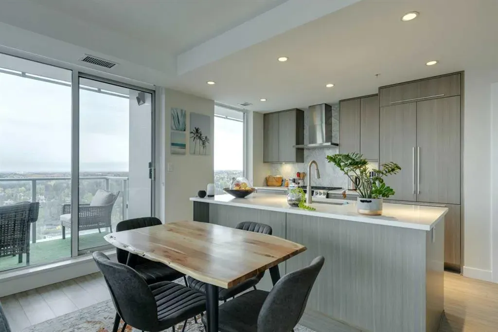 930 16 Avenue SW, #2406