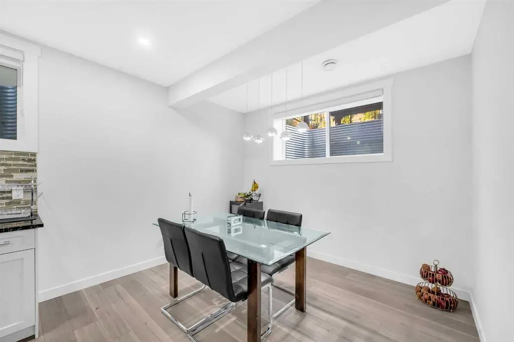 134 Corner Meadows Common NE