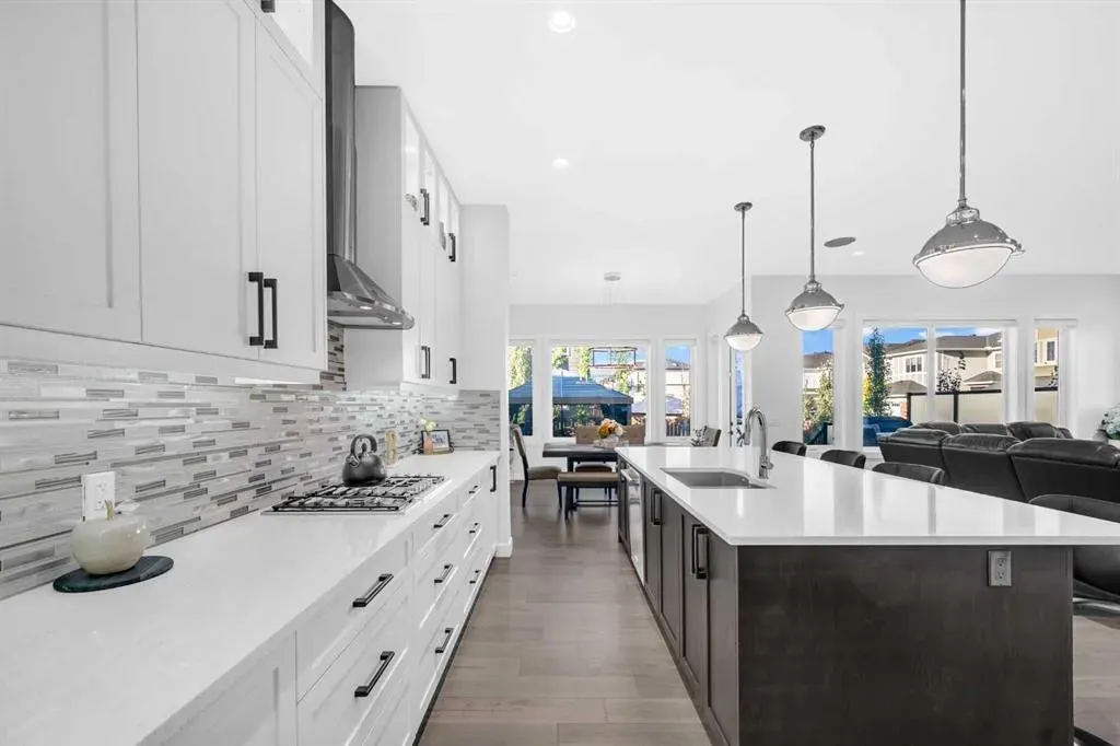 134 Corner Meadows Common NE