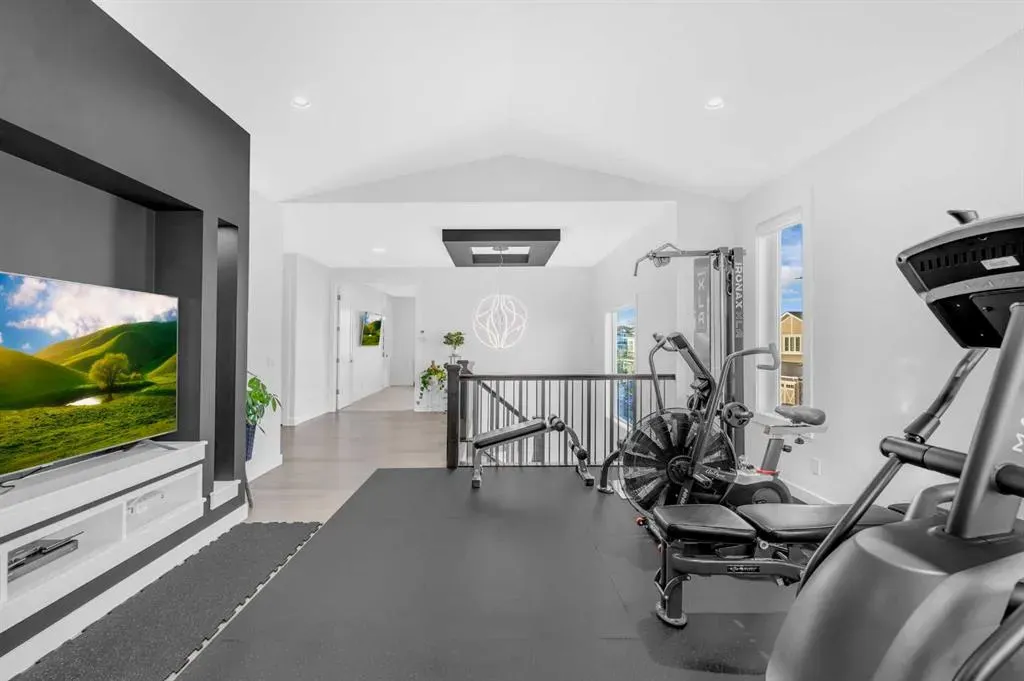 134 Corner Meadows Common NE