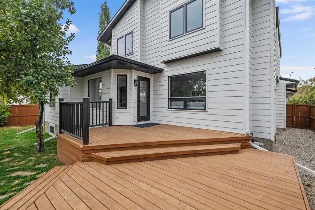 129 Sundown Place SE