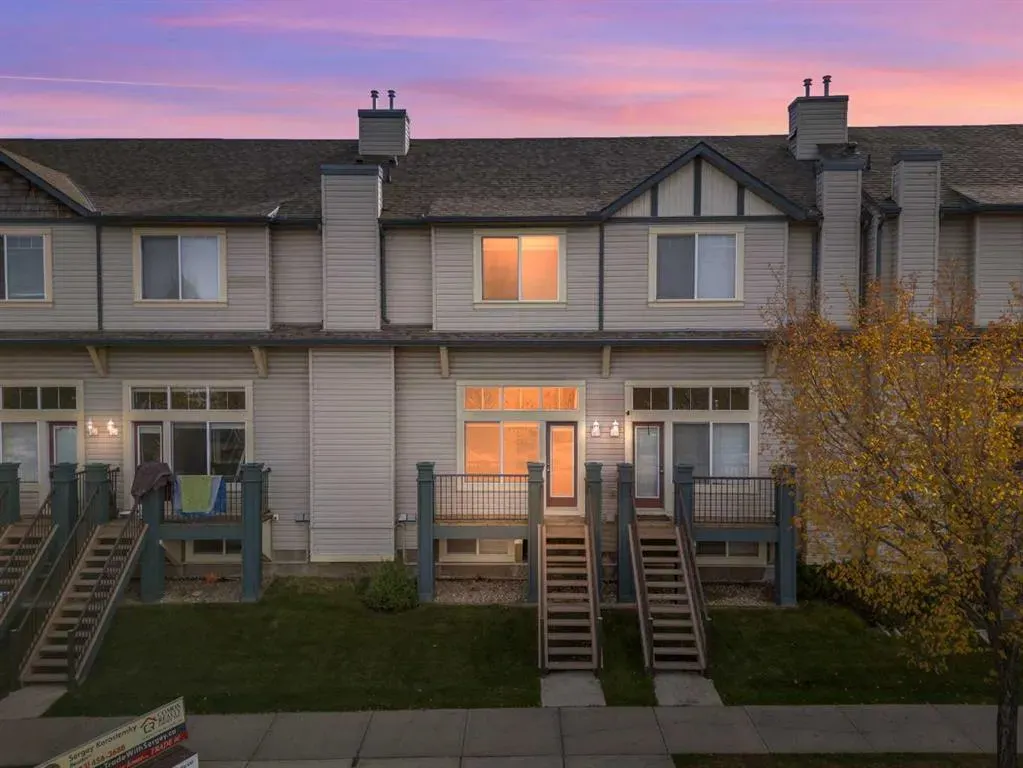 213 Copperfield Lane SE