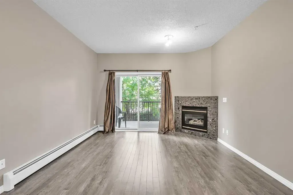 126 14 Avenue SW, #208