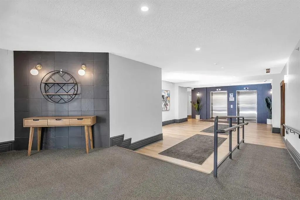 126 14 Avenue SW, #208