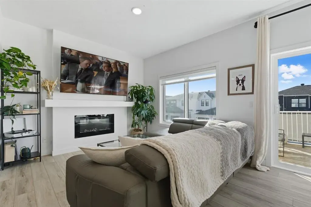 220 Heritage Heights
