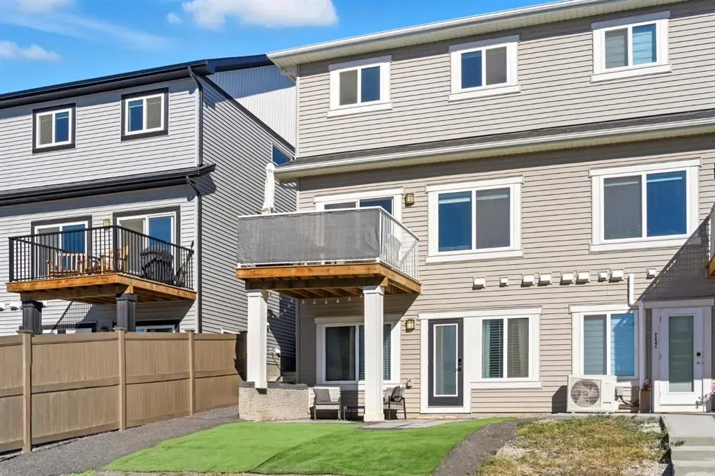 220 Heritage Heights