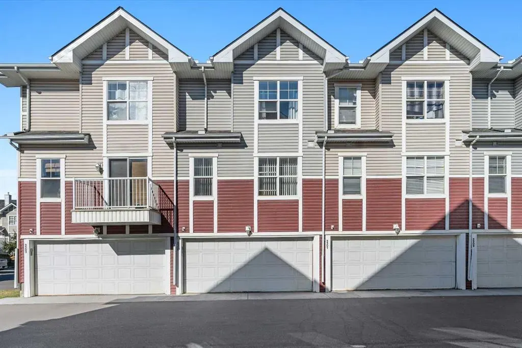 3305 New Brighton Gardens SE