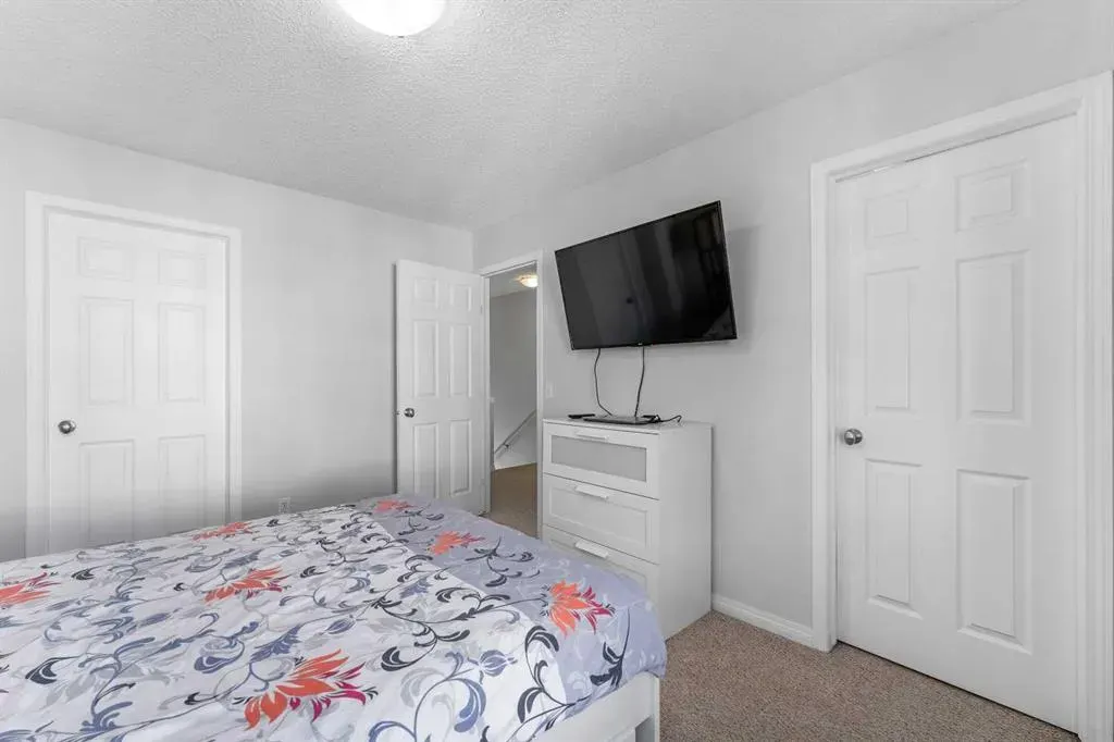 3305 New Brighton Gardens SE