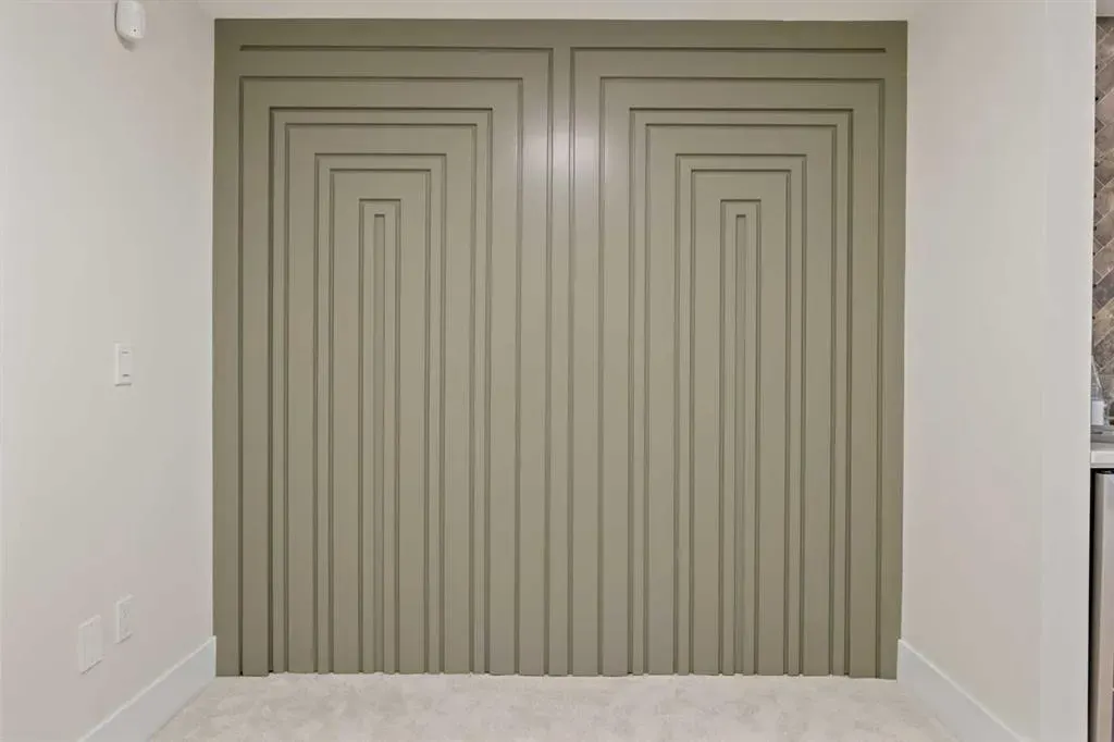 12 Vardana Place NW