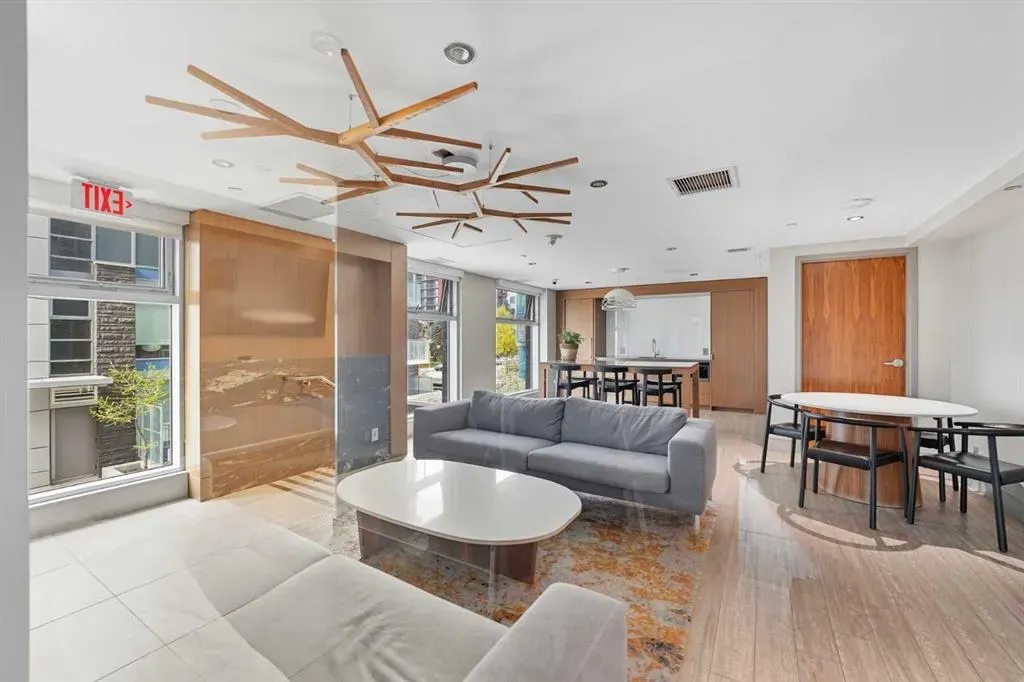 108 Waterfront Court SW, #1007