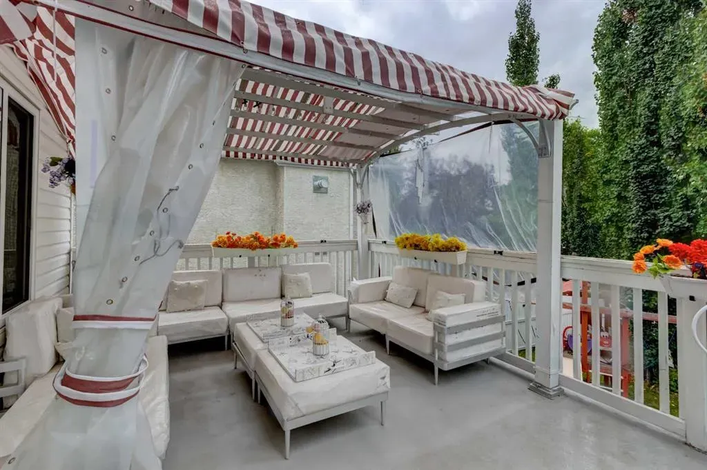 1121 Sierra Morena Court SW