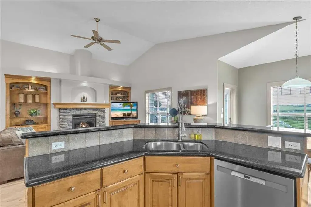 387016 Sundance Trail W