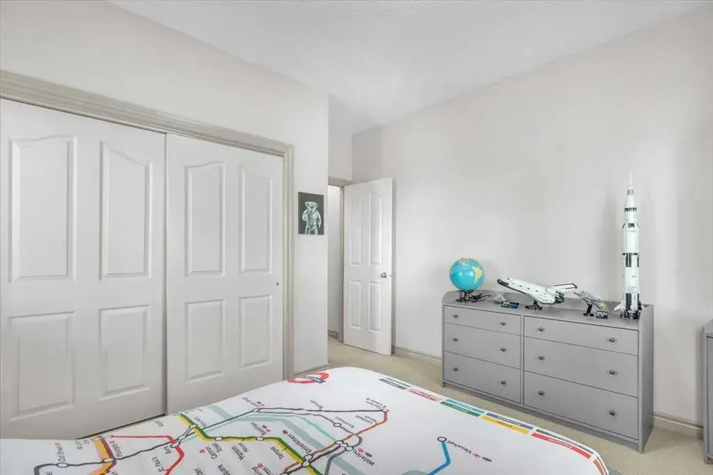 387016 Sundance Trail W