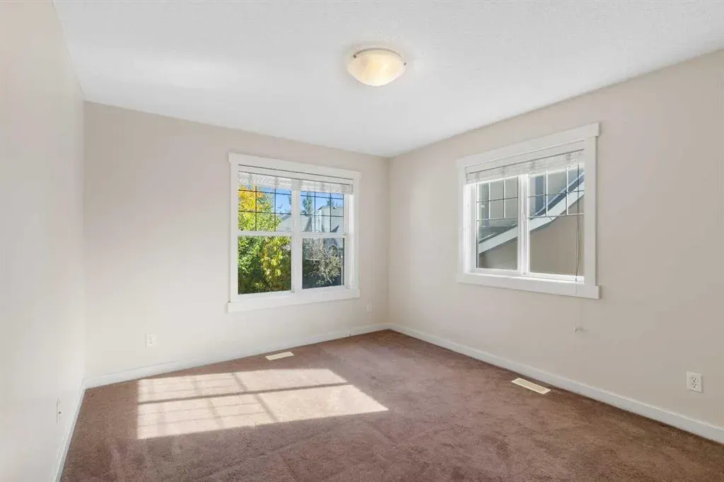 139 Coopers Hill SW