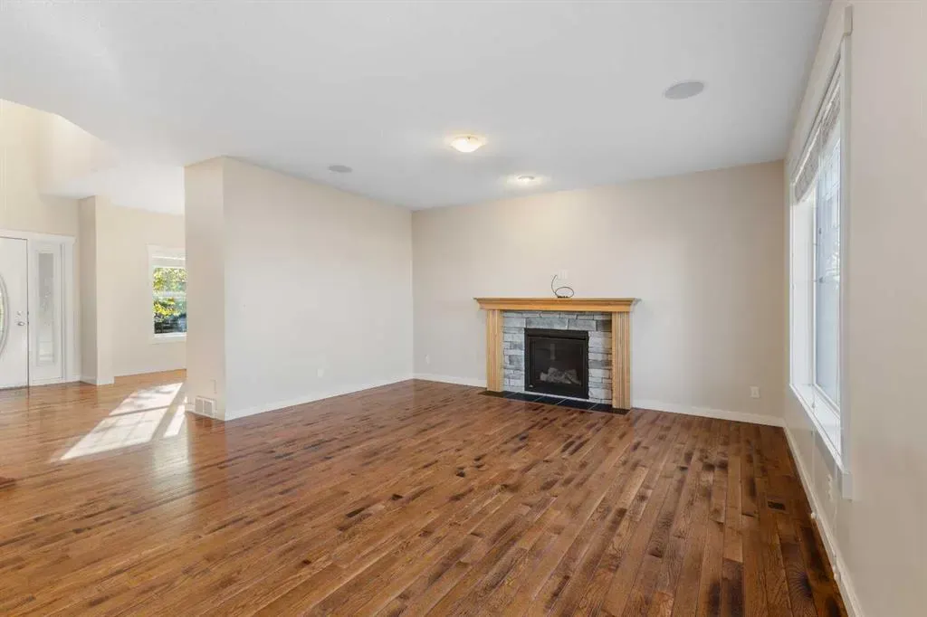 139 Coopers Hill SW
