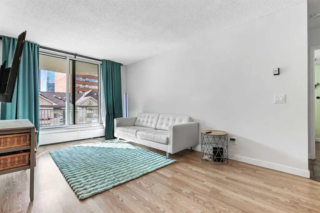 738 3 Avenue SW, #607