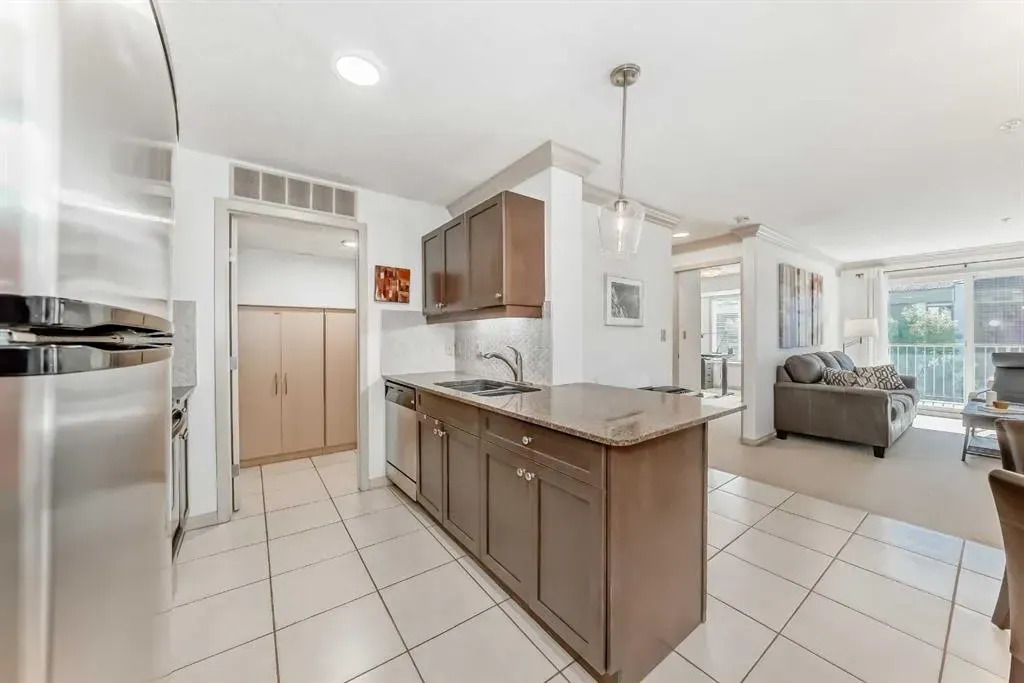 736 57 Avenue SW, #307
