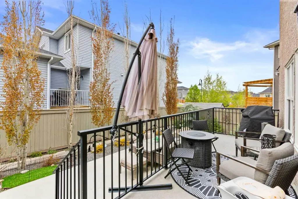 148 Baysprings Court SW