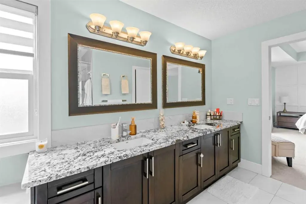 148 Baysprings Court SW
