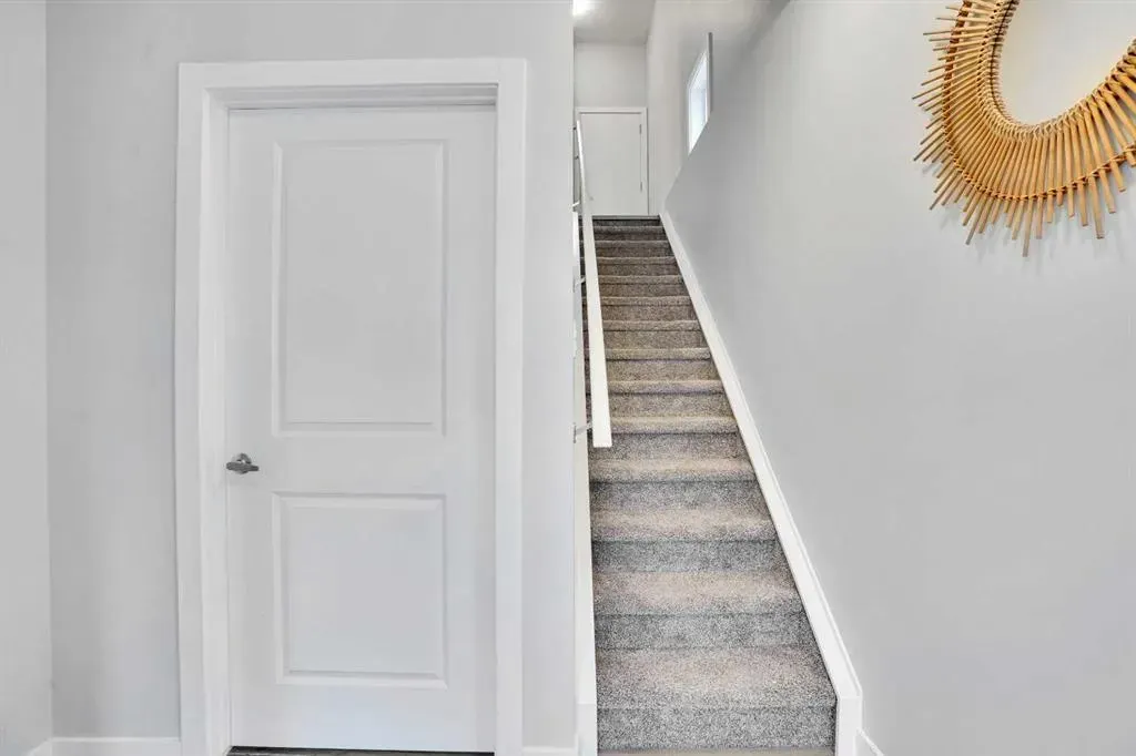 114 Crestridge Hill SW